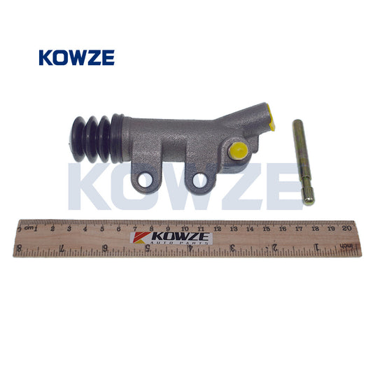Clutch Release Cylinder Assy for Toyota Hilux Fortuner GRJ200 GRJ300 31470-0K030 Q