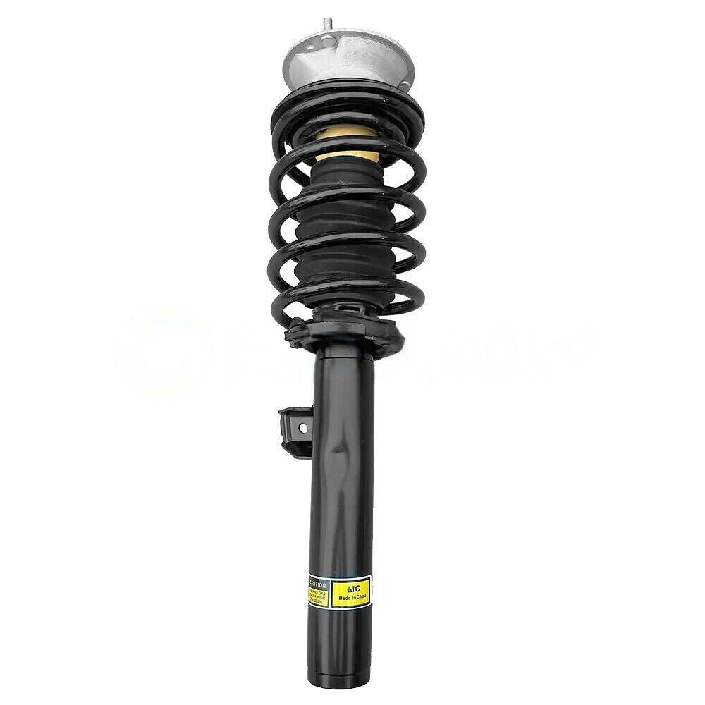 A pair of front ABC hydraulic shock absorber struts are suitable for Mercedes W222 S550 S65 AMG for Maybach S550