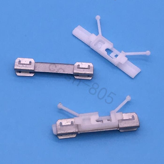 5 Pcs Car Front Windscreen Side Trim Fastener Retainer Clips for Volvo