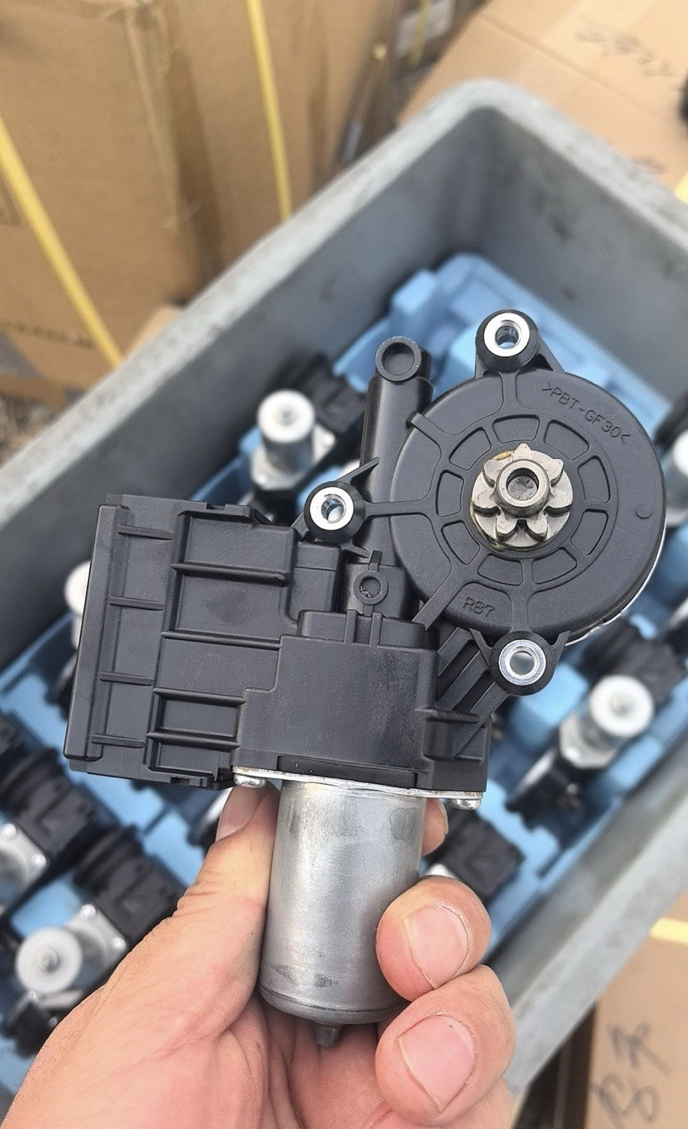 for Toyota C?HR Left Front Power Window Motor 85720?F4090 Fix 10110 Defect ? Q