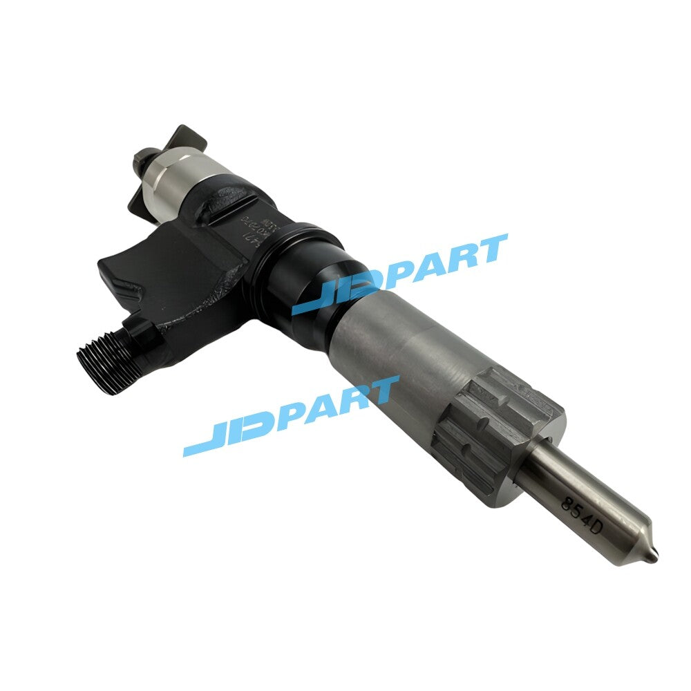 Injector 095000-5471 is a spare part for Isuzu 6HK1 engine.
