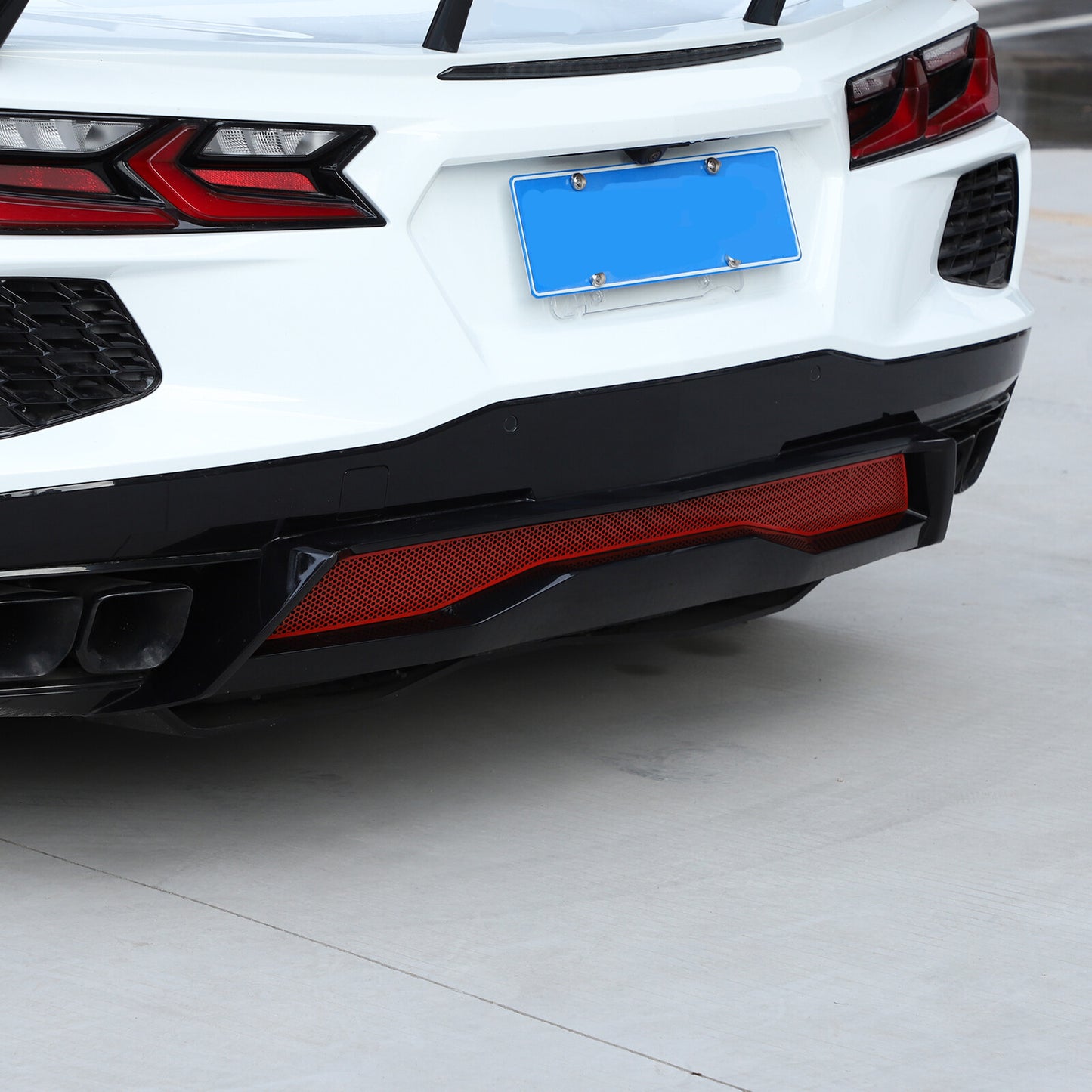 Stainless steel lower rear screen protector with mesh panel suitable for Corvette C8 2020-24 n