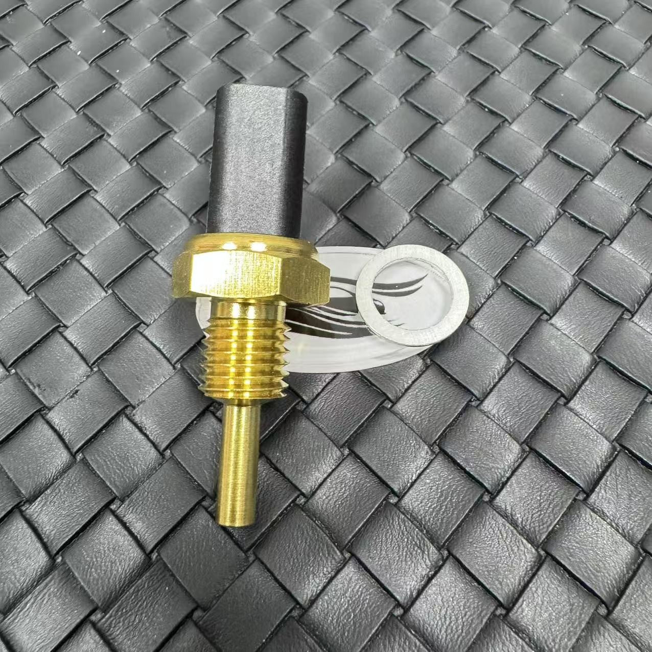 68224451AA Engine Coolant Temperature Sensor for Jeep 2018-2024 Q