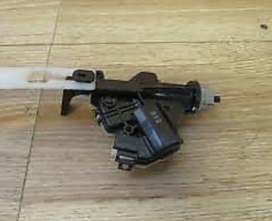 for Toyota Fuel Filler Door Lock Actuator 77030-08010 for 2021-2024 for Sienna Q