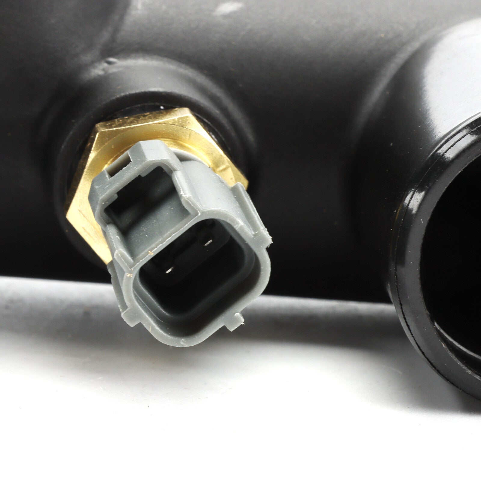 for Jaguar Vanden Plas XJ8 XK8 LNA1600AA Thermostat Cover Outlet Pipe w/Sensor