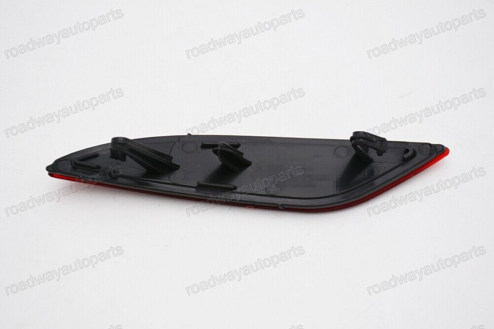Passenger Side Right Rear Bumper Reflector light for Chevrolet Malibu 2016-2018