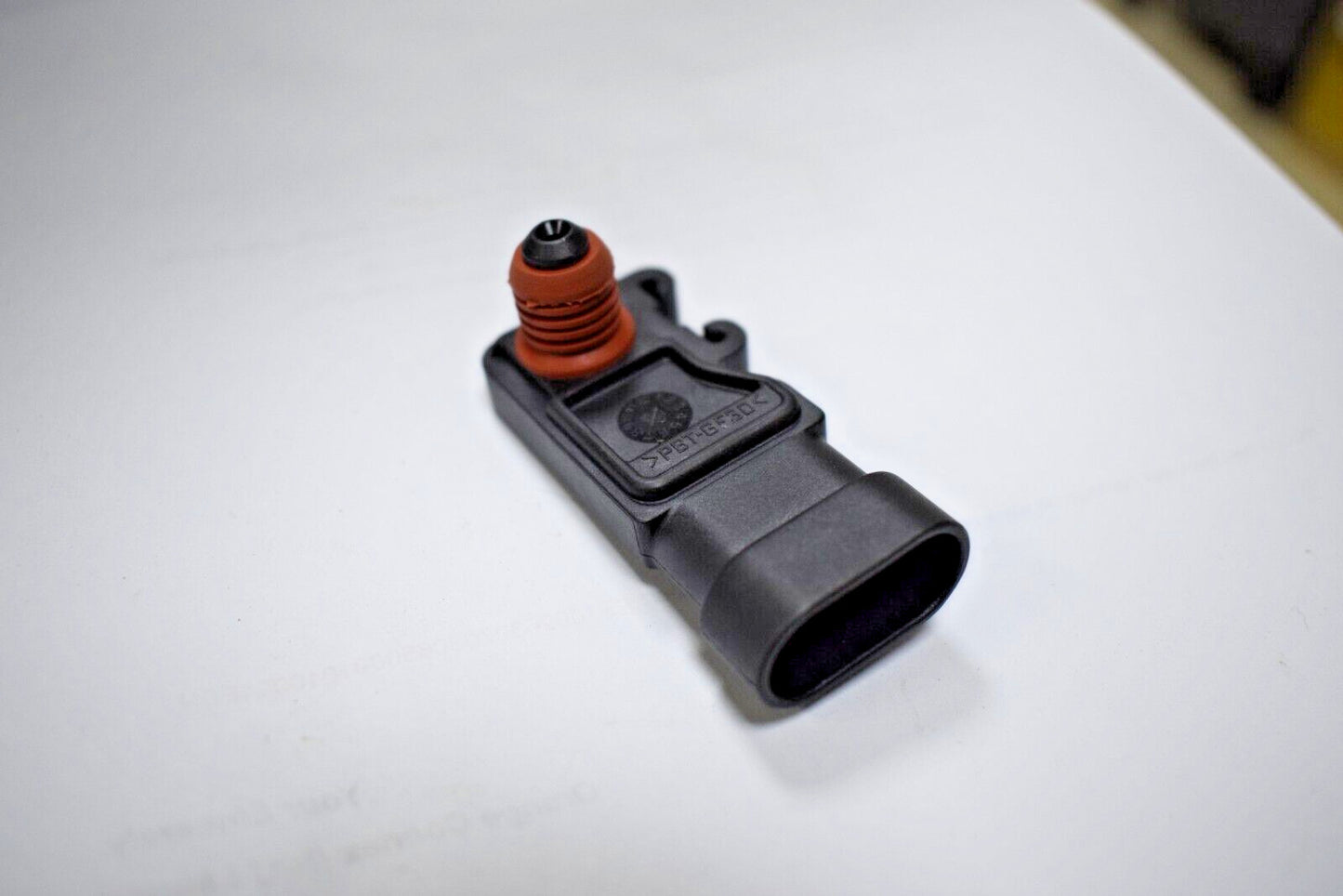 Manifold absolute pressure sensors are suitable for Buick for GMC and for Isuzu for Saturn 12614970. n