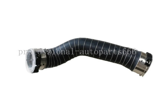 144633XN8A Intercooler Hose Turbo Radiator Air Inlet Pipe for Nissan NV350