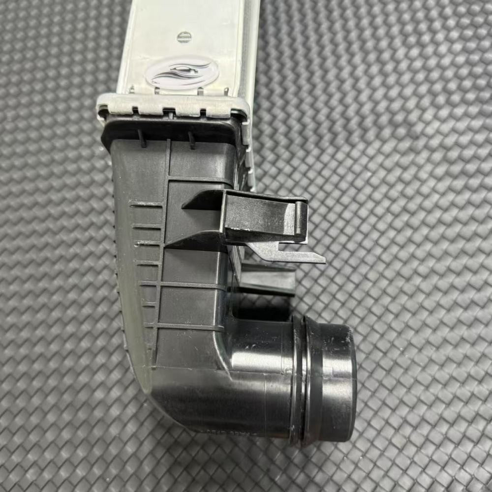 NEW Intercooler for Mercedes-Benz W212 E250 E350 Diesel Turbo Turbocharger Q