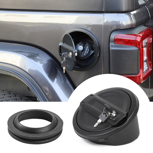 This is a lockable anti-theft gasket cover/fuel door for Jeep for Wrangler JL models 2018-2025. Q