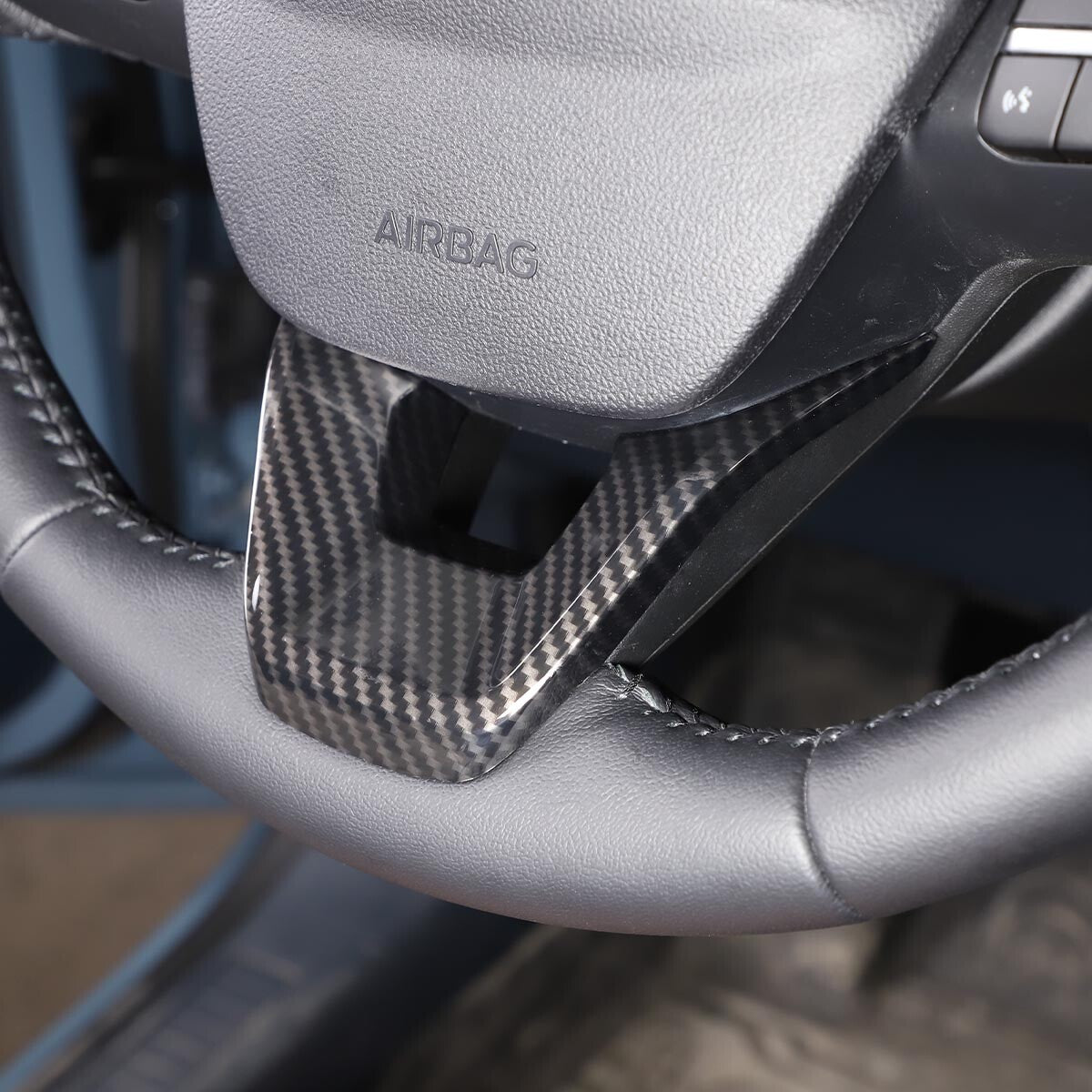 Carbon fiber ABS internal gear shift side cover decoration suitable for Hummer H2 2003-2007- v