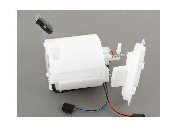 The new fuel pump assembly is suitable for W204, W212, C200, C250, and E200. n