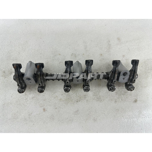 3TNV76 rocker arm Assy 119717-11200 - Suitable for excavator engine parts