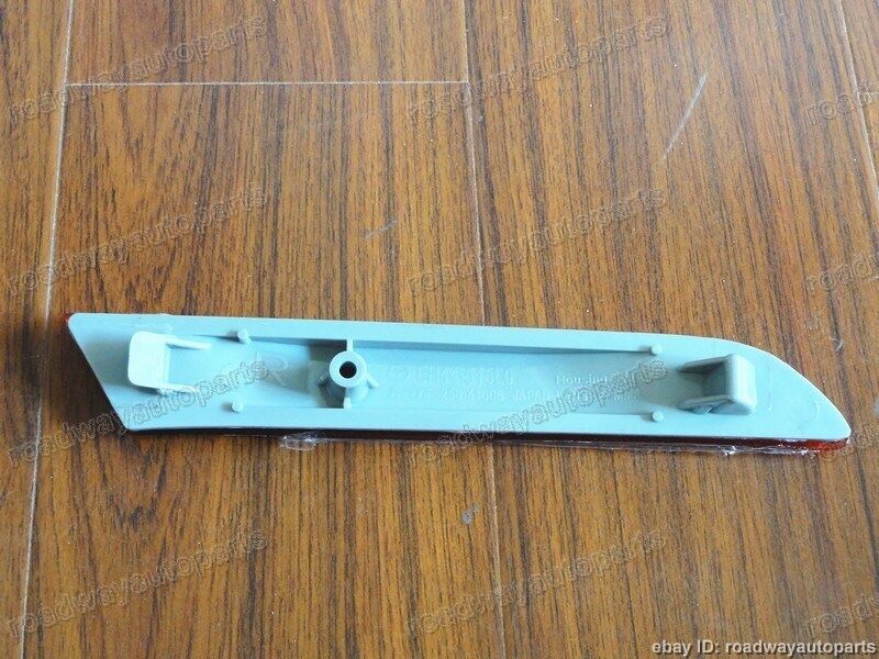 Rear Bumper Reflector Light Lamp Right Side R for Mazda CX-7 2010 2011 2012-2014