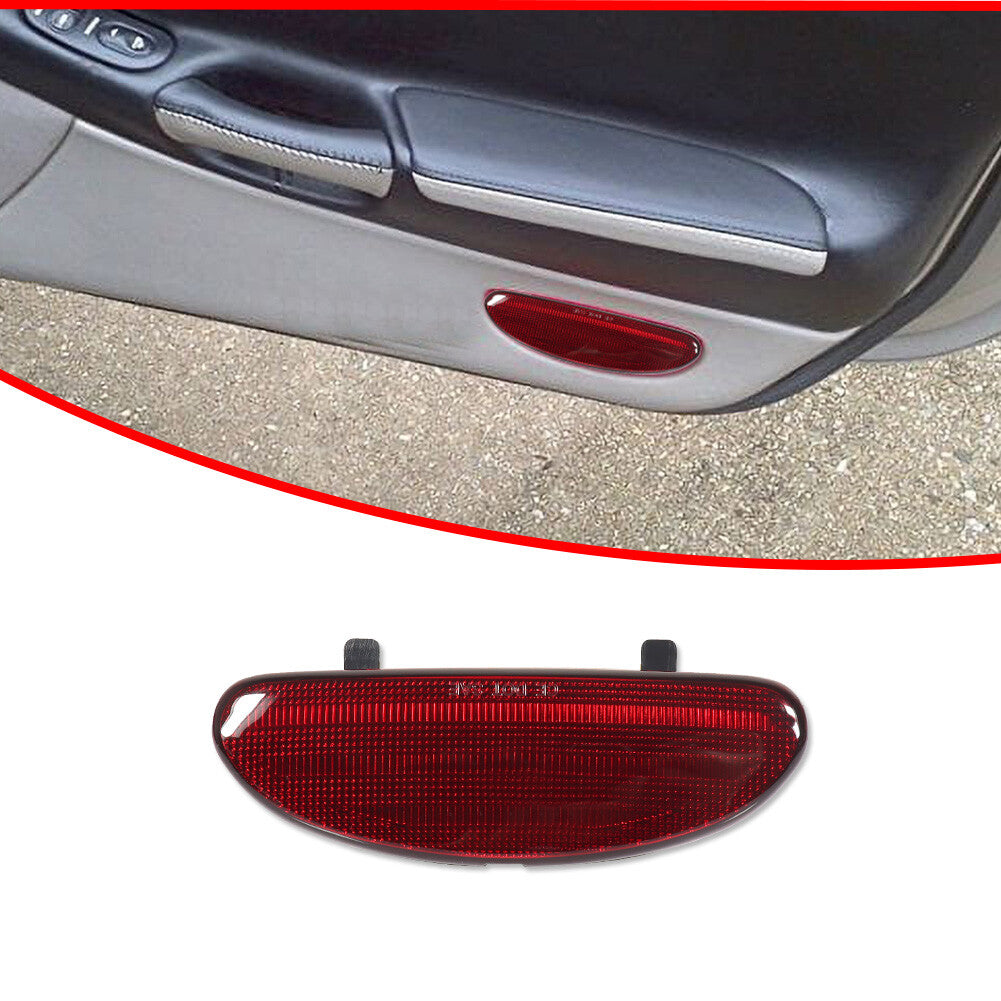 10295148 Inner door panel reflector light cap red for Corvette 1997 - 2004- v