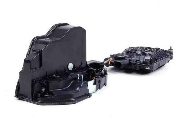 The new right front soft-close door lock mechanism actuator is suitable for E70, X5, E71, and X6. n