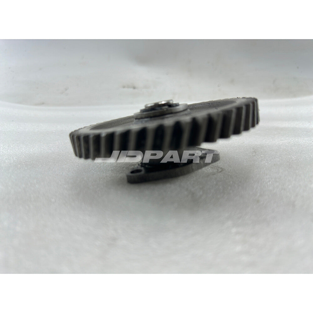 3TNE68 Idler Gear 119660-25052 is a part for 3TNE66 diesel engines.