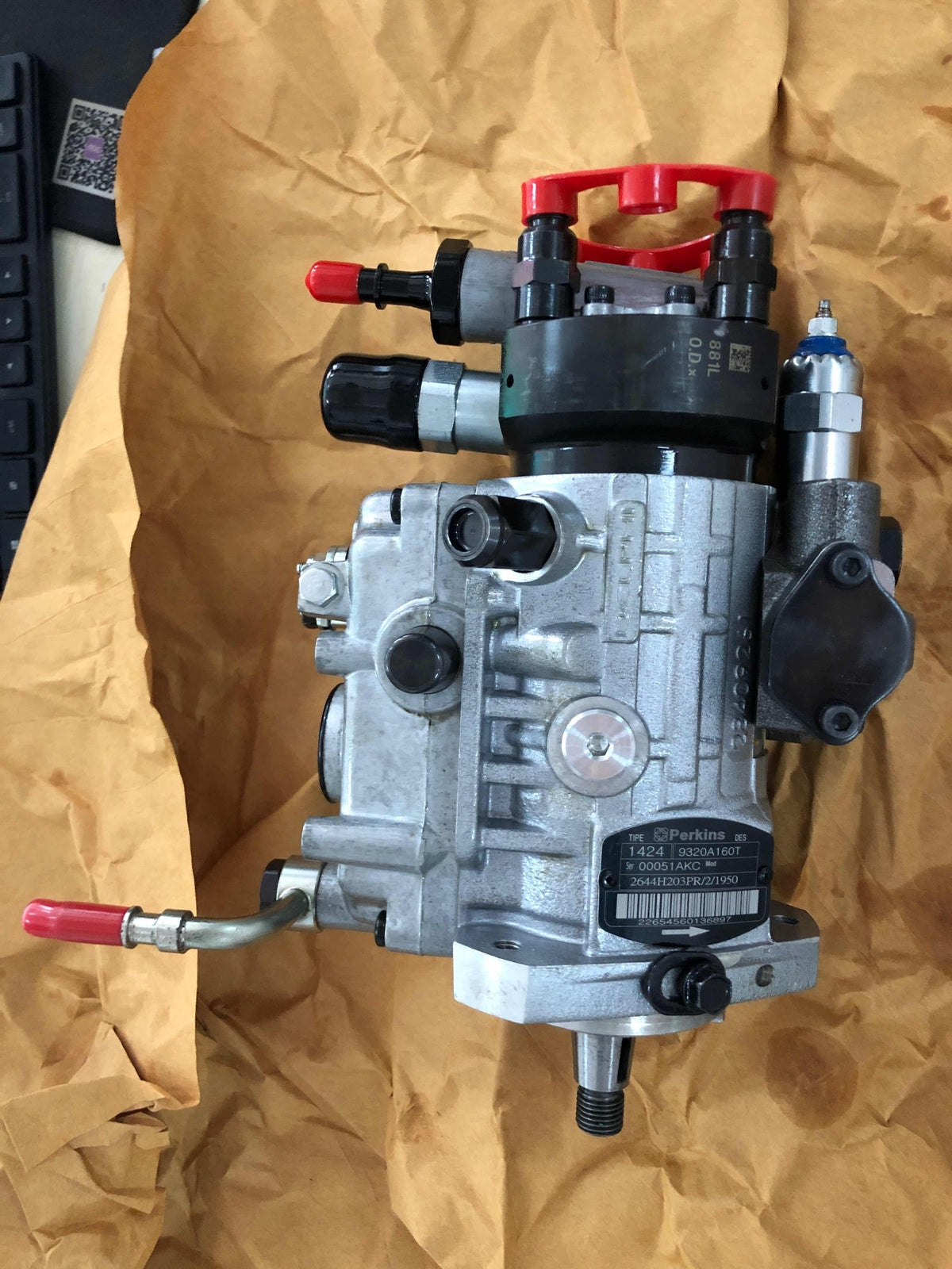 Fuel Injection Pump 272-2290 for Cat 3054C Engine Perkins 2644H203 9320A160T