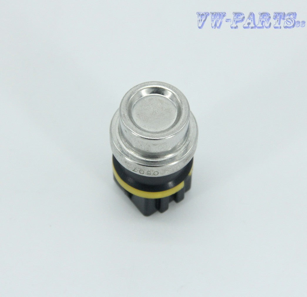 Engine Coolant Water Temperature Sensor for VW for GOLF for PASSAT for AUDI A3 4-Pin Q