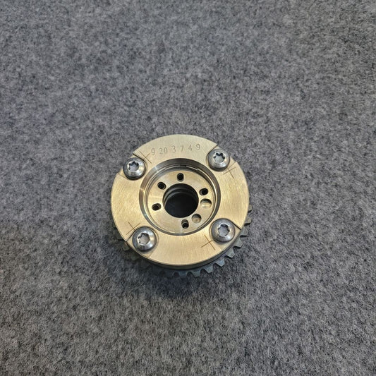 Camshaft adjuster suitable for Mercedes S550, ML550, E550 10-15