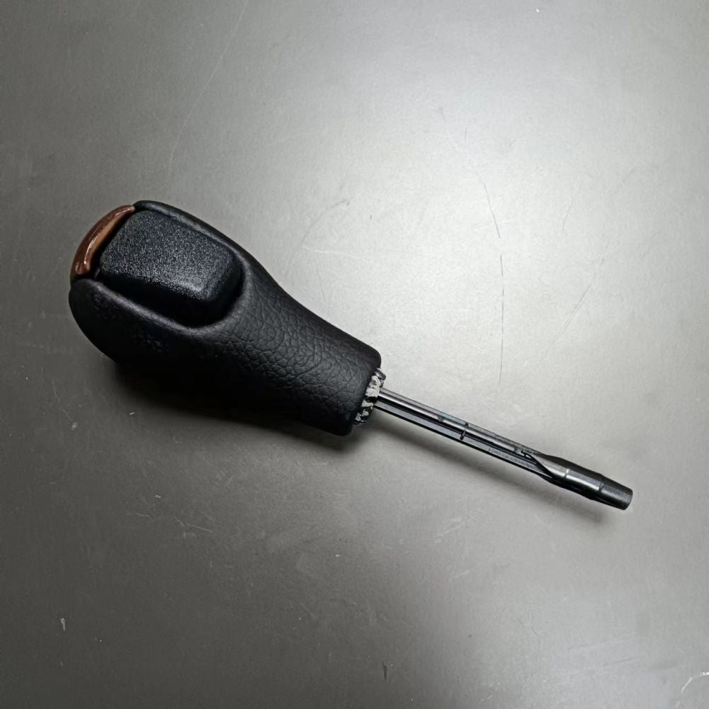 Shifter Knob for BMW 1/3 Series E88 E82 E90 E92 04-10 Q