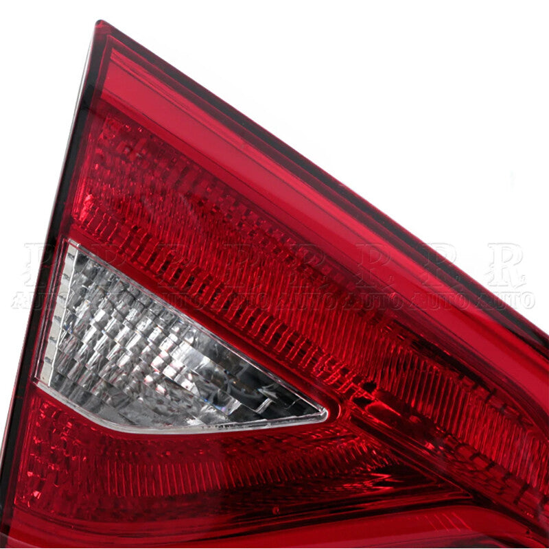The right rear brake light internal taillight is suitable for the for Hyundai Sonata 2015, 2016, and 2017 models.