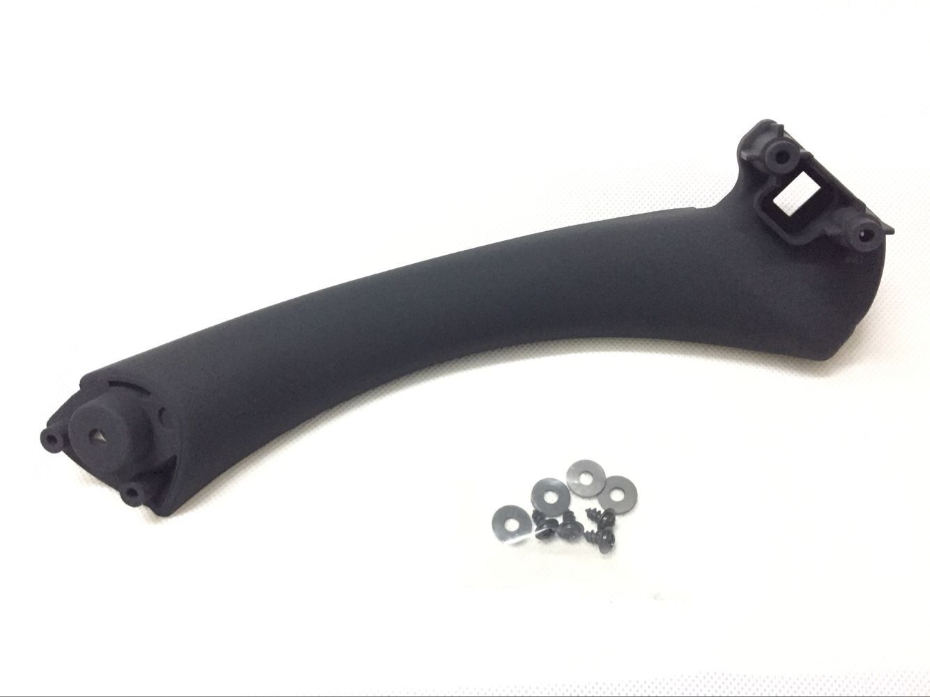 The black inner door handle and outer door panel cover on the left side are suitable for E90 328i. n