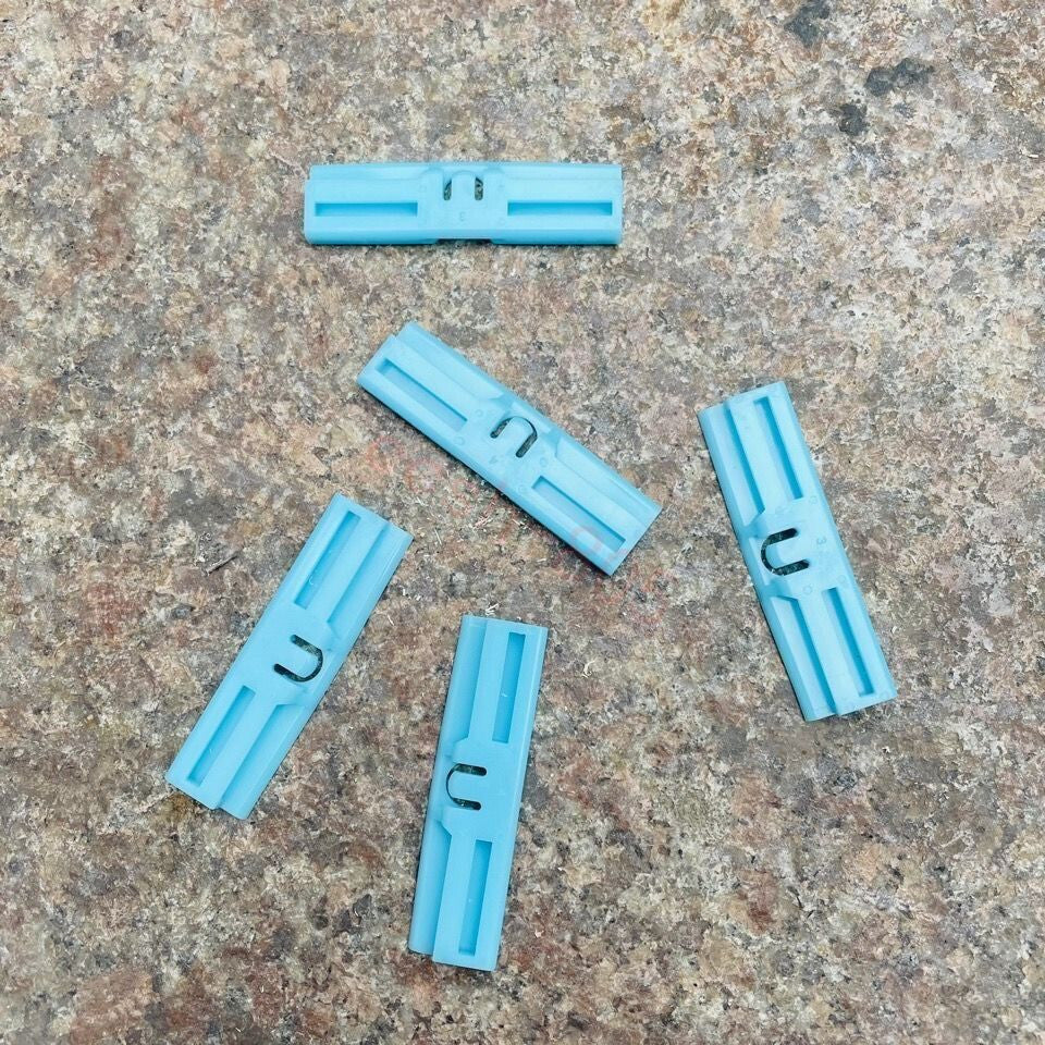 5 Pcs Car Windscreen Pillar Trim Retainer Clips for Toyota