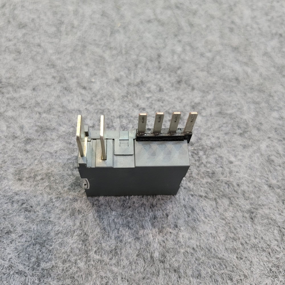 Battery Cut-Off Relay for Mercedes-Benz GLA X156 2016