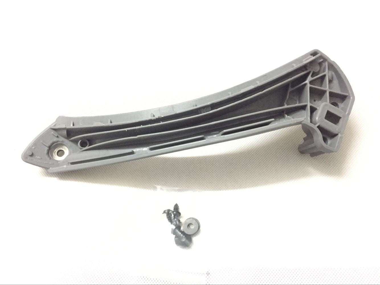 The gray inner door panel handle pull tab cover on the right side is suitable for E90 328i- n