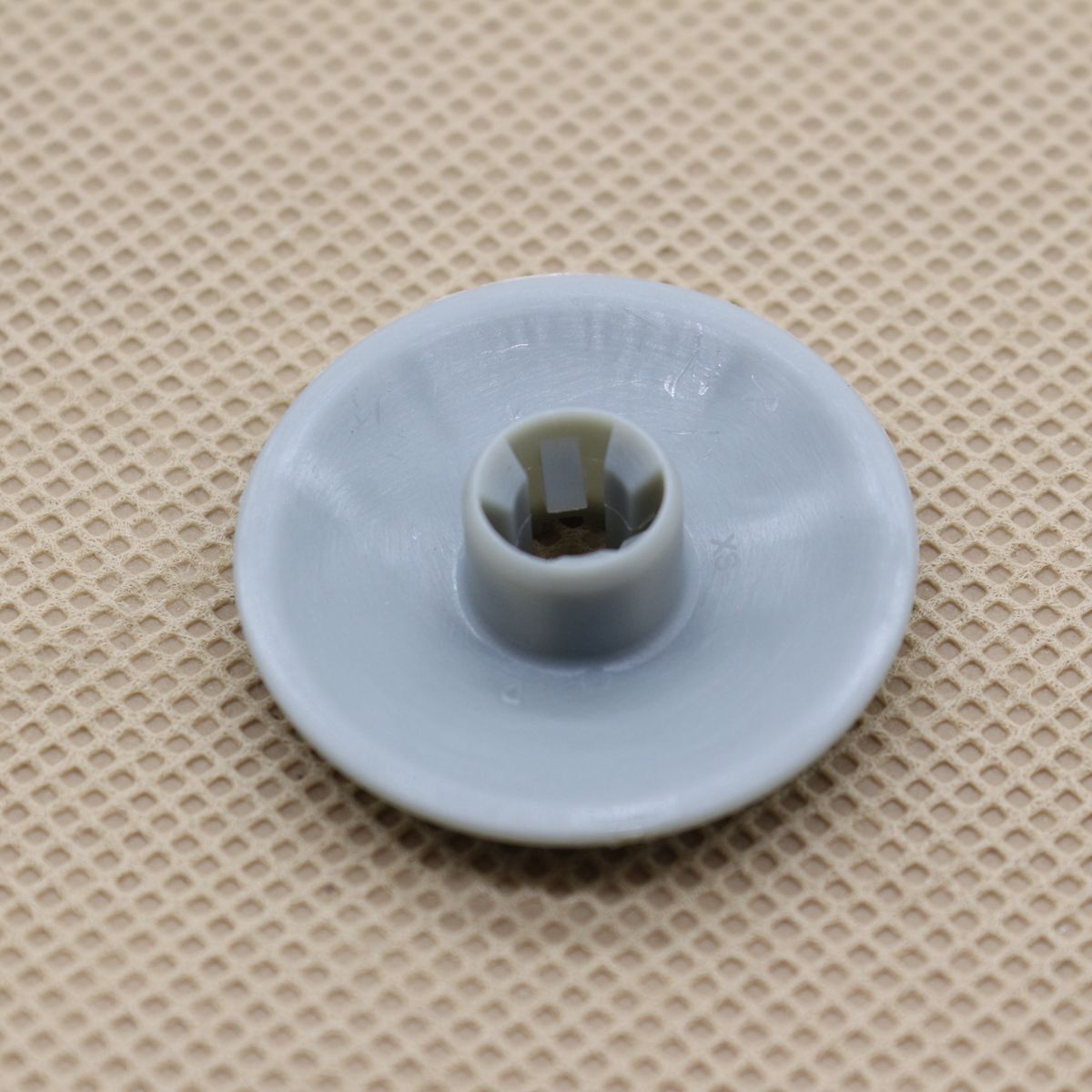 Plutonium €A/C pressure switch suitable for various for Acura , for Honda , for Lexus and SG vehicles.  18263 A
