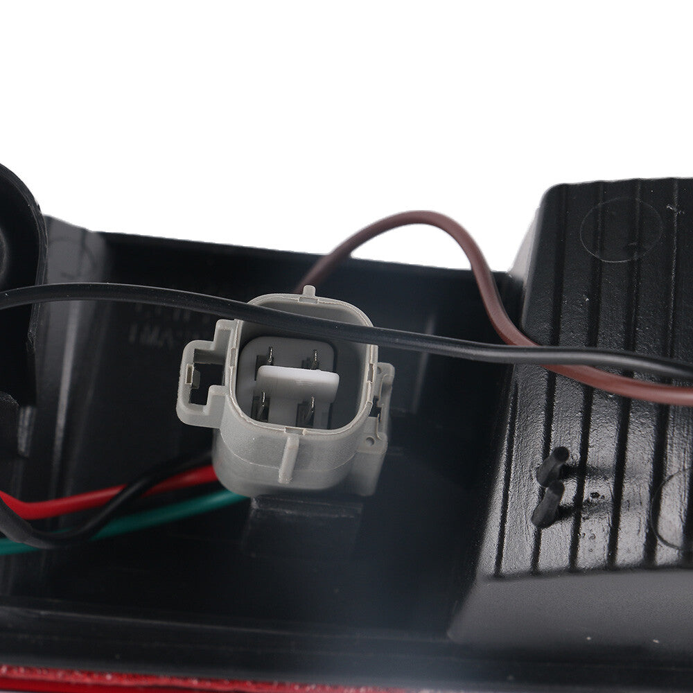 Fits for Mitsubishi for Pajero Montero 03-06 Left Rear Bumper Foglight Lamp MN133775