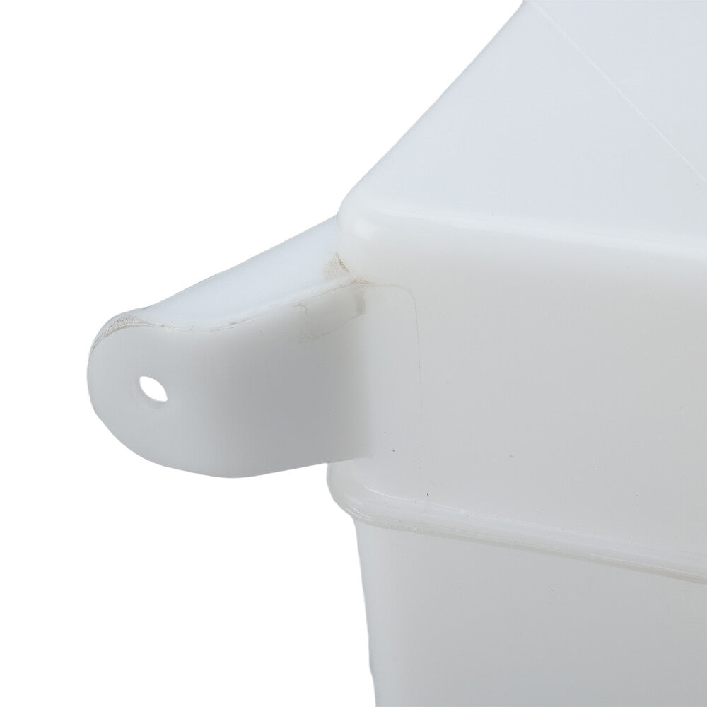 Suitable for Toyota for Camry 2012-2017 windshield wiper system, washing machine oil reservoir 8531506220 Q