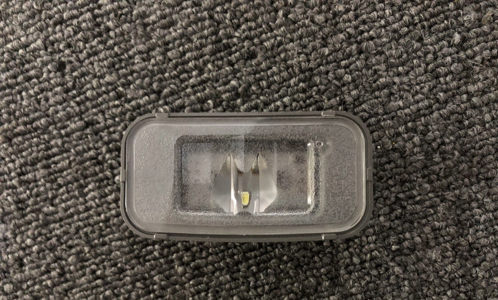License Plate Light for Toyota for Camry , : 81204-06030 Q