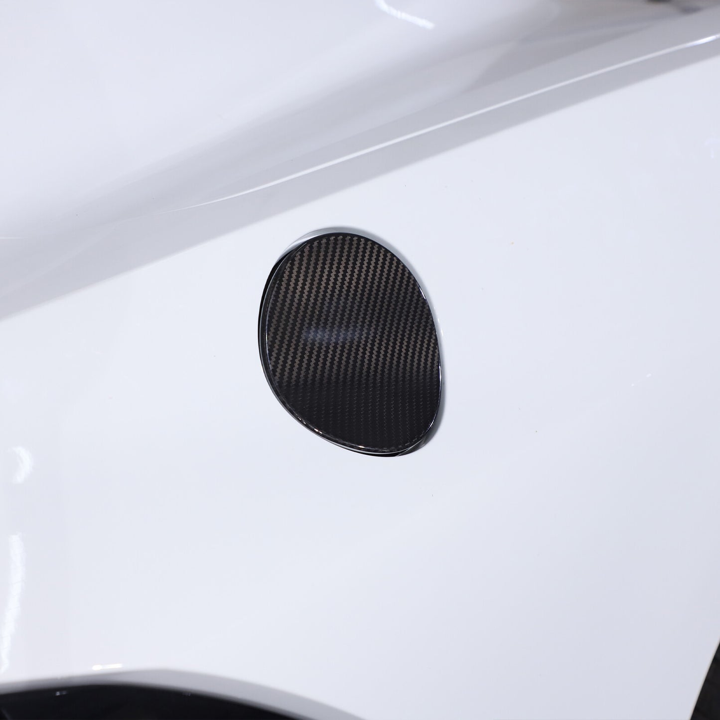 Carbon fiber gas cap/fuel tank cap suitable for C8 for Corvette C8 2020-23 Stingray