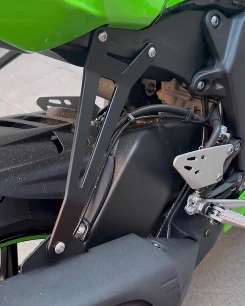 for Kawasaki ZX-6R modified exhaust bracket reinforcement accessories hanger2024