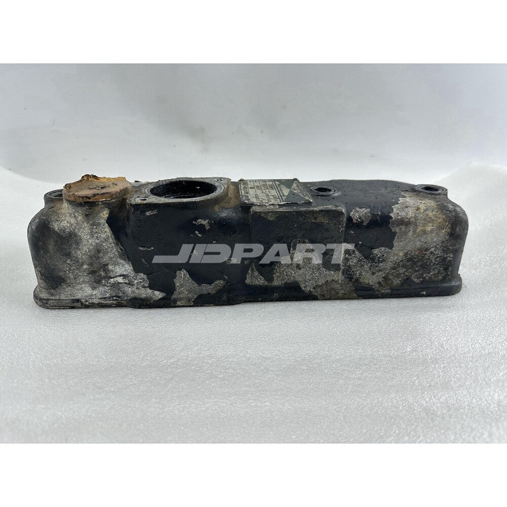 3TN84 Valve Chamber Cover for Diesel Parts -