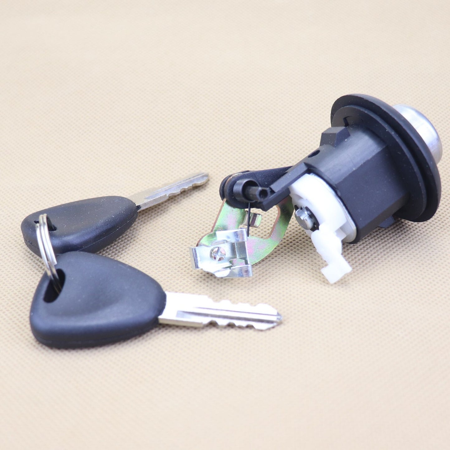 Suitable for DACIA LOGAN SANDERO for RENAULT TRUNK lock with 2 keys 6001550621