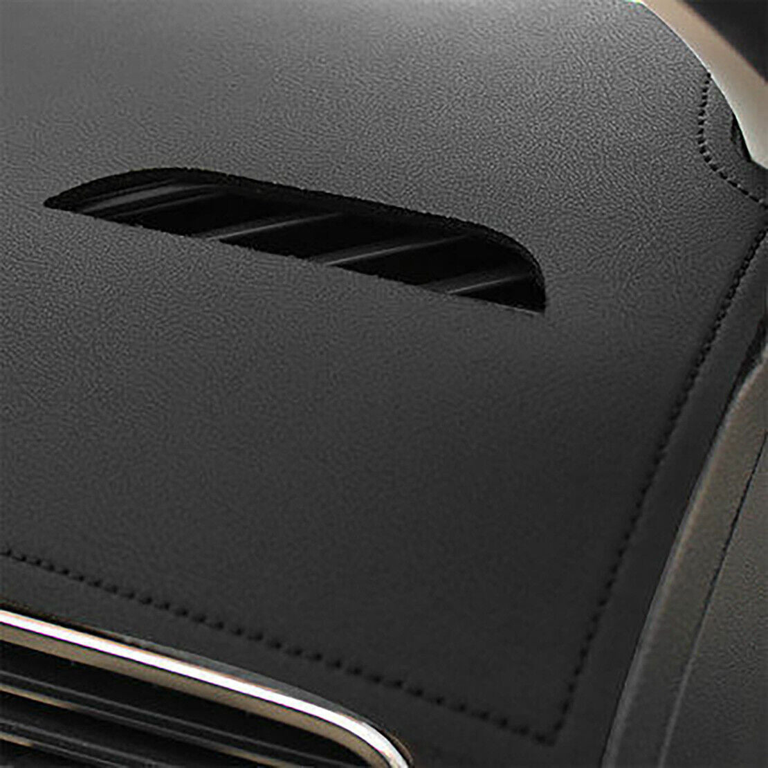 1X PU leather Dashboard Dash Mat Non-slip DashMat Shade for Chevrolet Trax 17-21