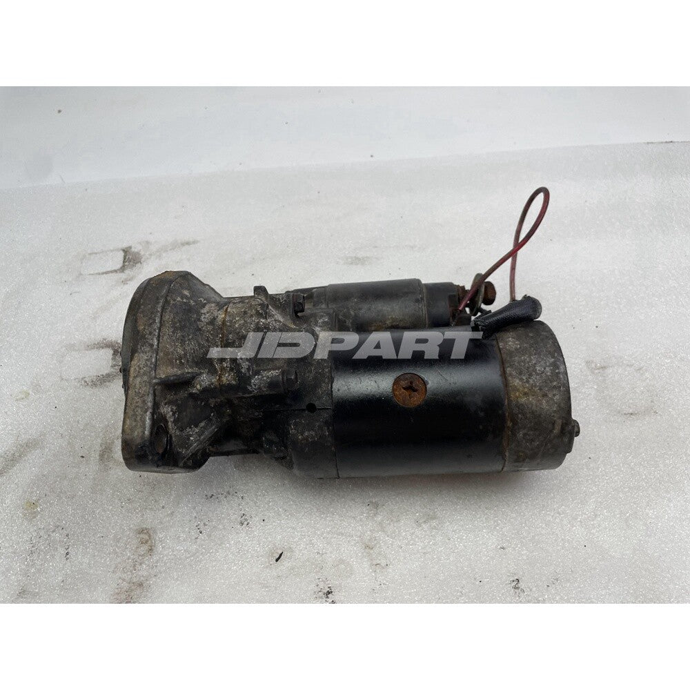 4TNV88-S starter motor 129685-77011 is suitable for diesel engine parts.