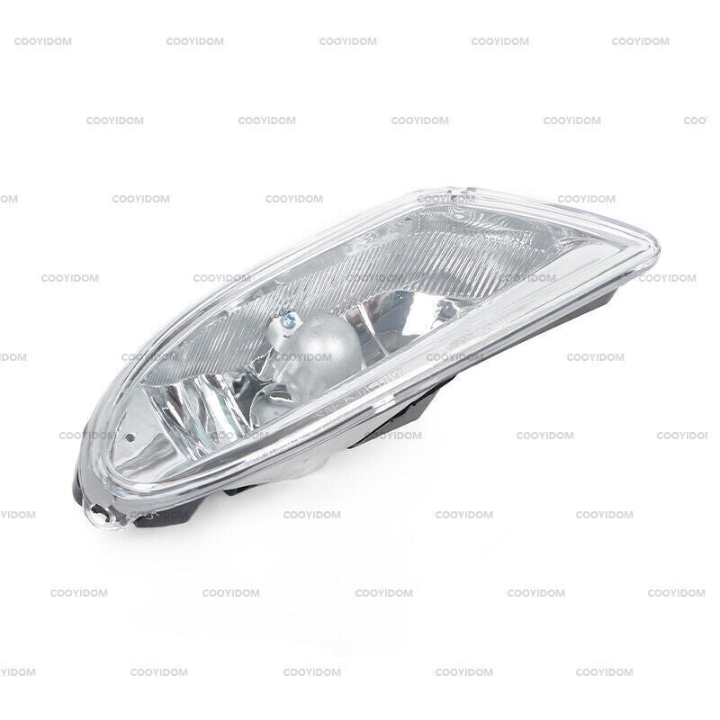 The right front bumper fog light is suitable for Mercedes-Benz W163 ML350 ML500 ML430.