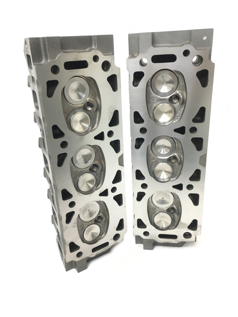 For 3.0L 6cyl OHV Cylinder Heads Assembly F6DE PAIR / SET n