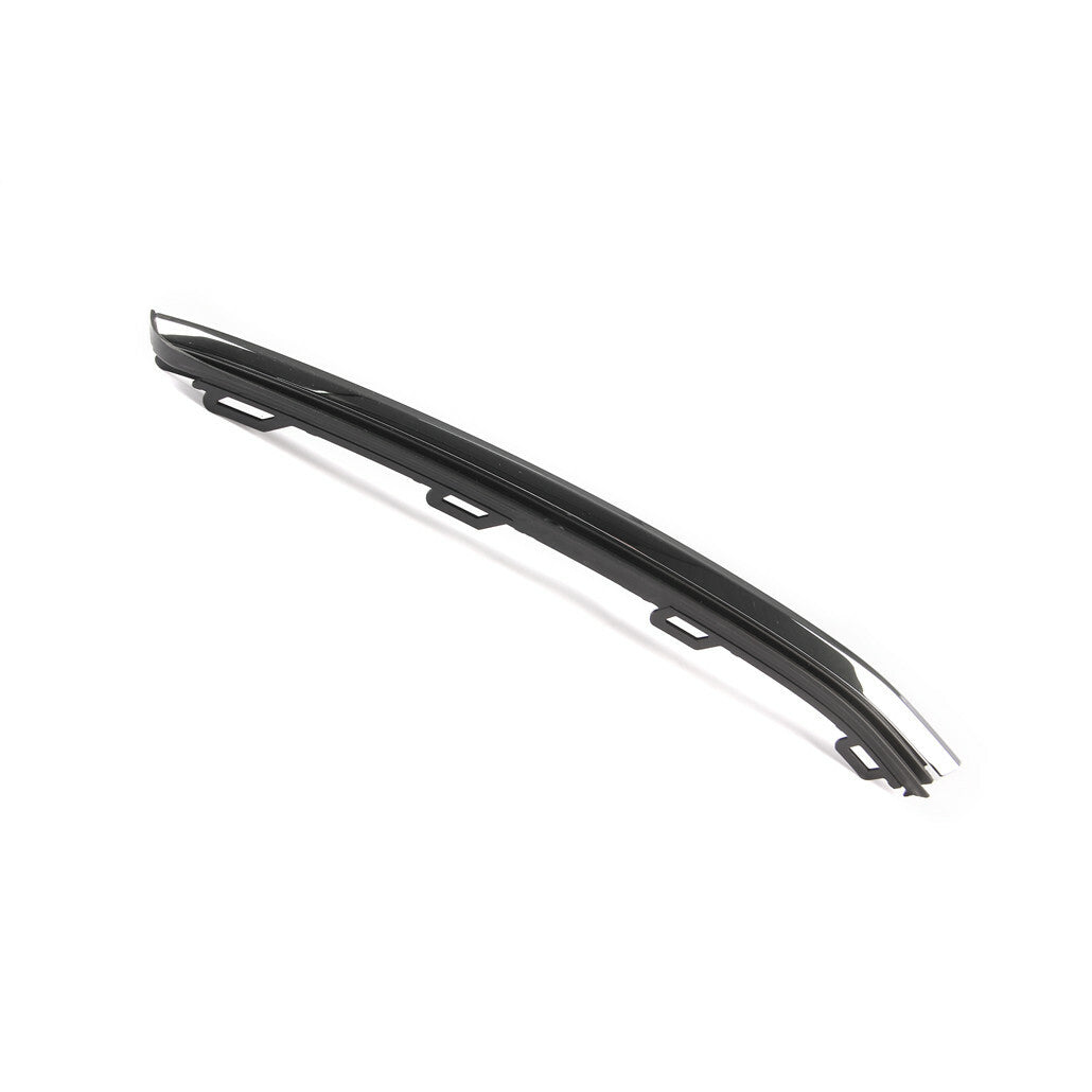 Left front chrome fog light bezel trim suitable for Golf