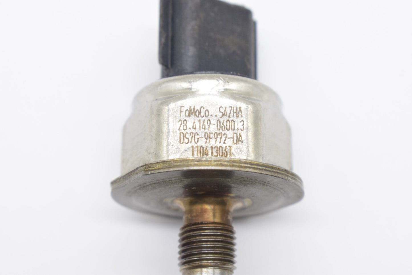 Fuel Injection Pressure Sensor DS7G-9F972-DA is suitable for Fusion Escape 1.5L. n