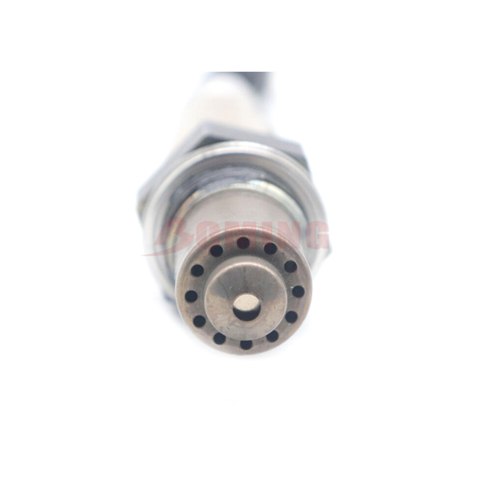 One fuel pump control module unit is suitable for BMW E60, E63, E70, E71, E84, E87, E89, and E90. (7229173-)