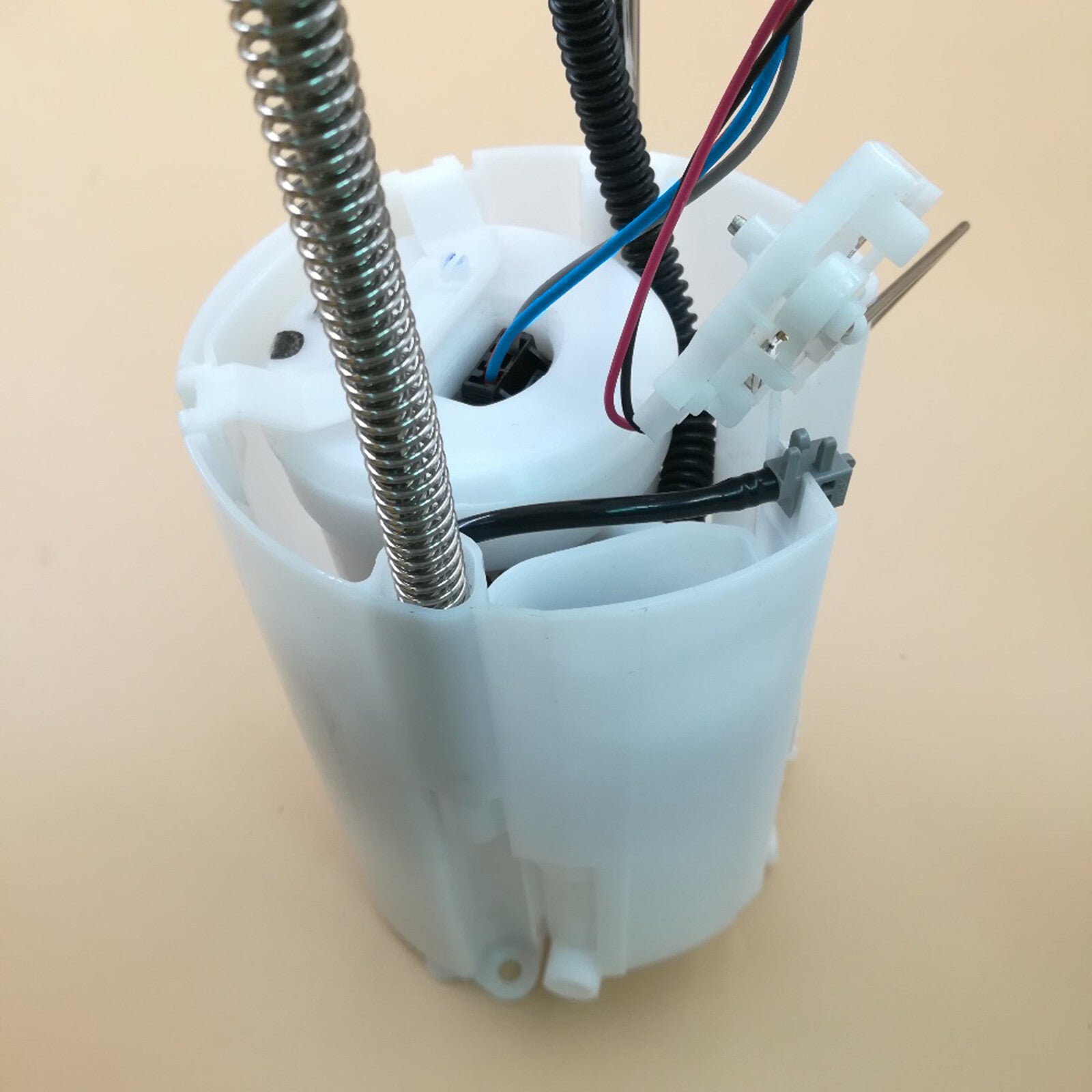 Fuel Pump Module Assembly 77020-0E040 Fits 2008-2014 for Toyota Highlander 3.5L