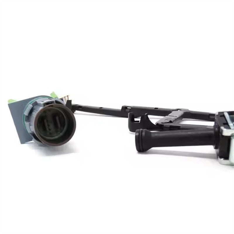The transmission internal wiring harness is suitable for transmissions with TCC solenoid valves 03-06 (99601) 4L60E 4L65E