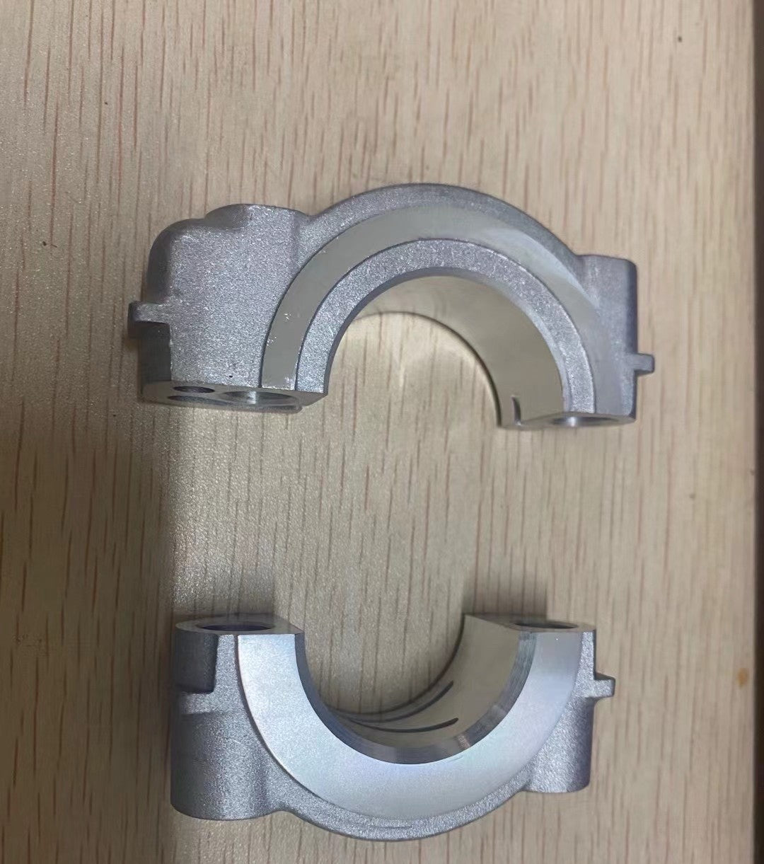 for Toyota 2AZ-FE 2.4L Engine Camshaft Upper Valve Cover Set Intake Exhaust OEM No
