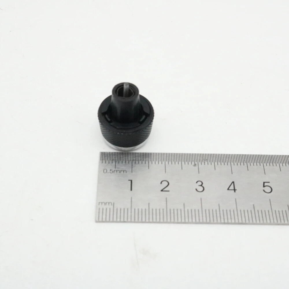 82L C 180L F thermostat suitable for Volvo Trucks VNL D13 (models 21412639, 21613426, 20560249, 2011-2022).