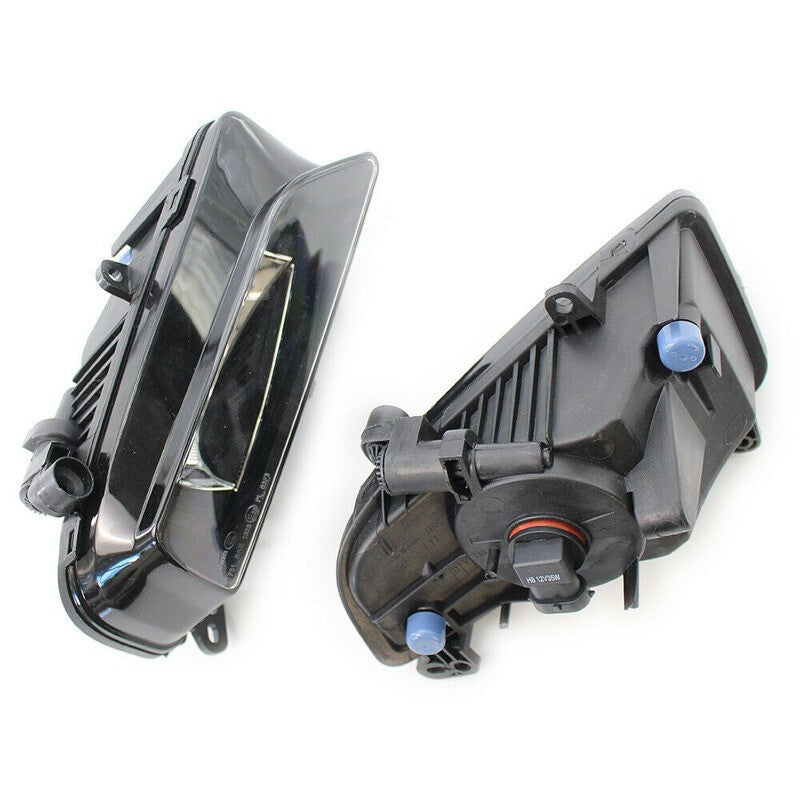 A pair of halogen clear front fog lights for Audi S5, for A5 , and S series vehicles from 2013 to 2016.